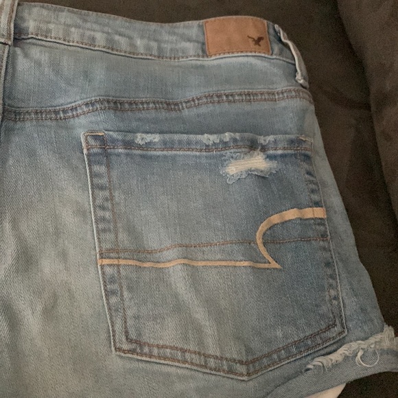 AE High Rise Shorts - Picture 3 of 5